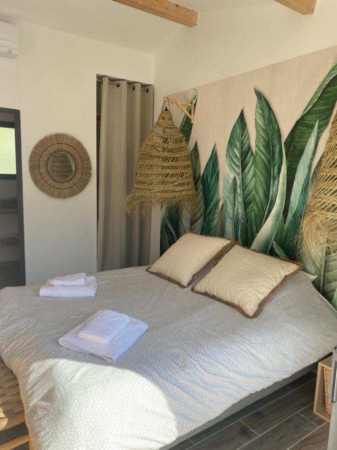 Petit Nid Douillet En Luberon Avec Spa Ansouis Bagian luar foto