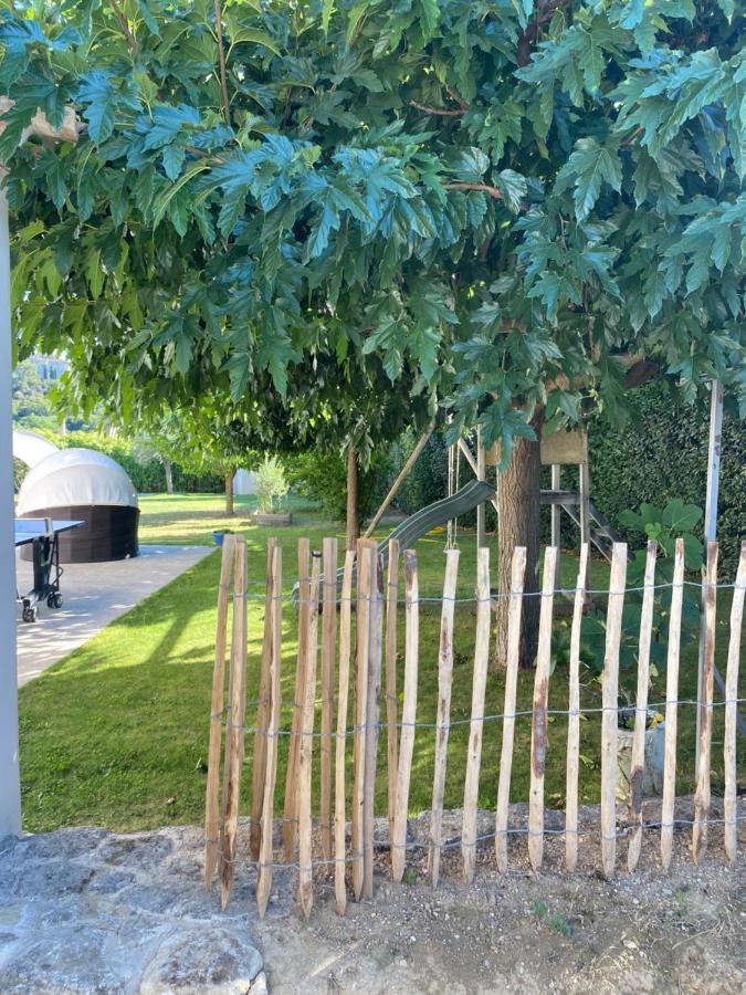 Petit Nid Douillet En Luberon Avec Spa Ansouis Bagian luar foto